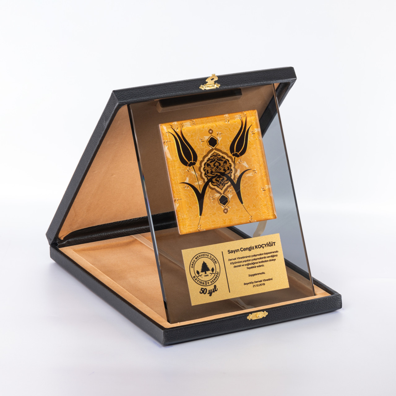 PB1104 Çinili Kristal Plaket