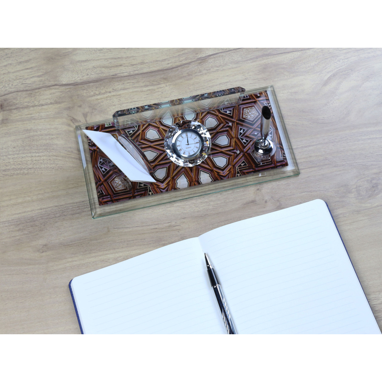 465 Kristal Cam Masa İsimliği