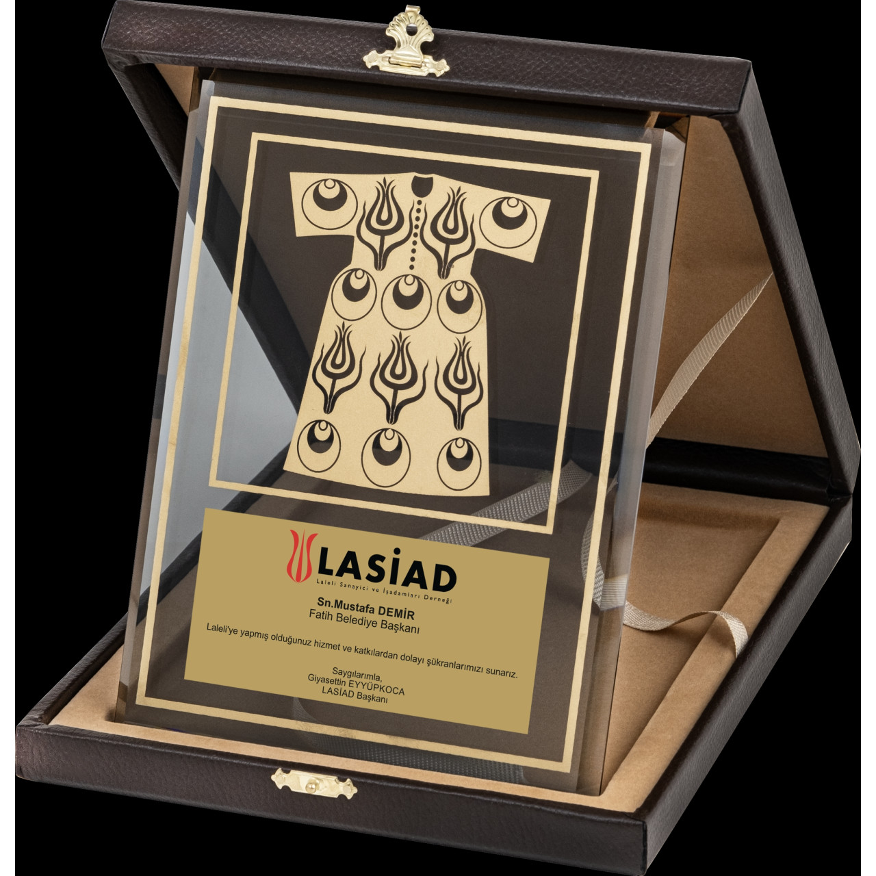 PB2001 Altın Yaldız Kristal Plaket