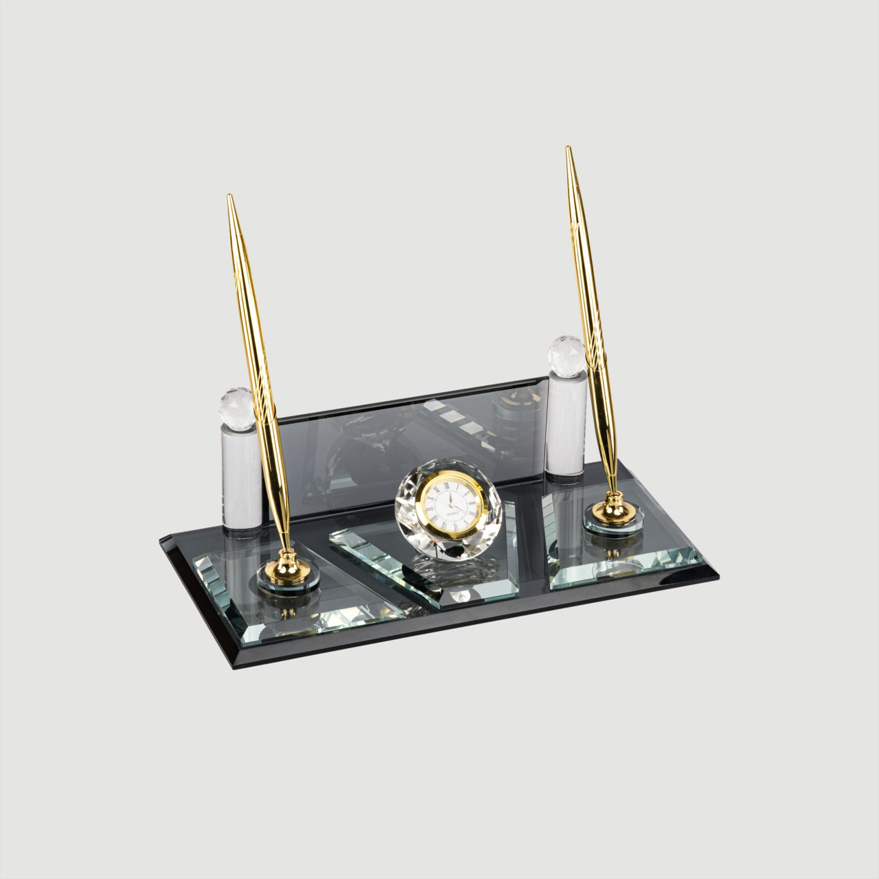 520 Kristal Cam Masa İsimliği